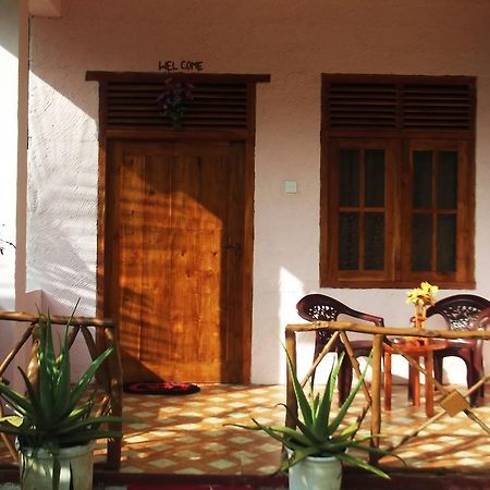 Star Sun Homestay Tangalle Esterno foto